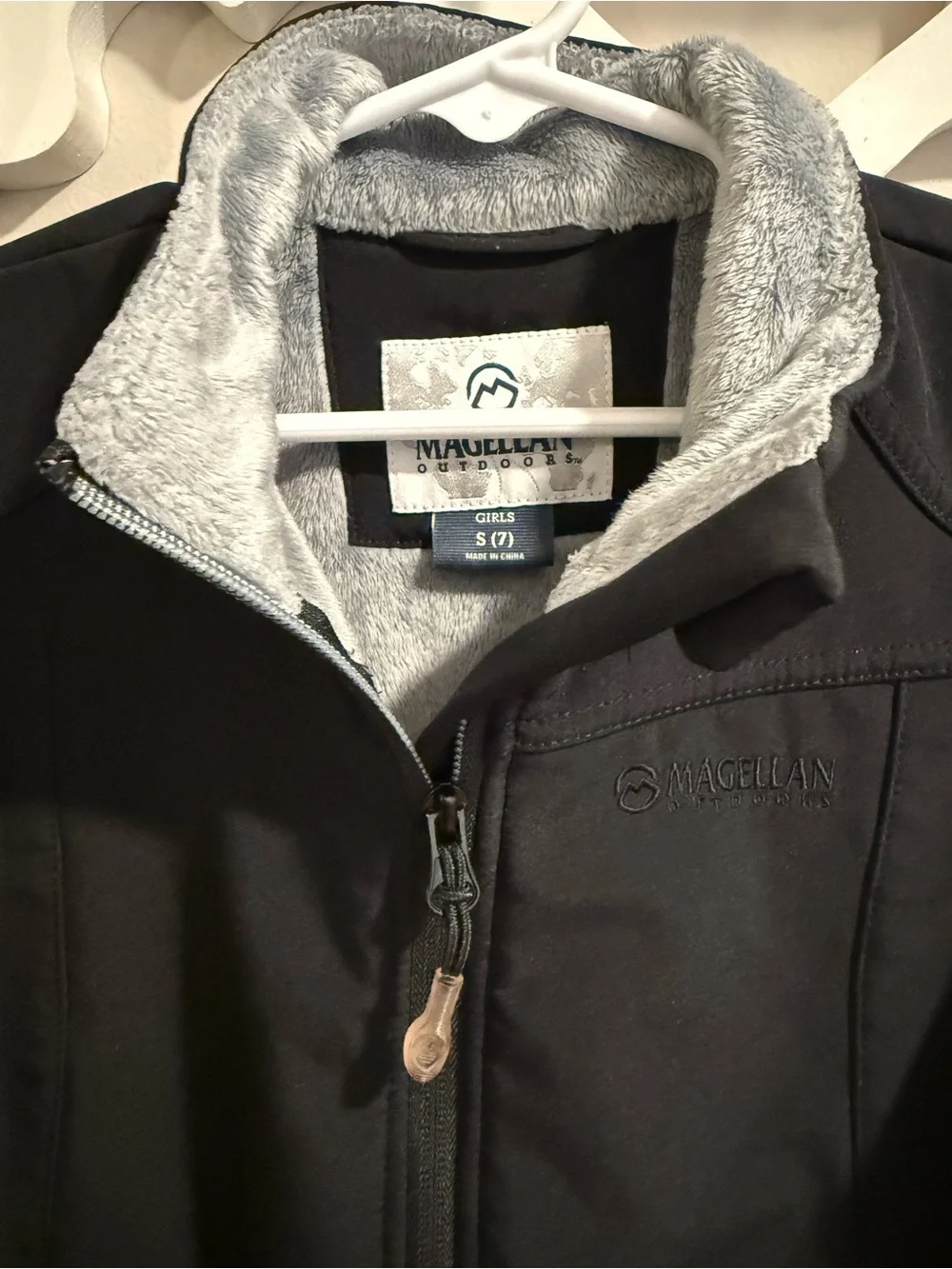Magellan Outdoors Kids Black Softshell Jacket with soft lining